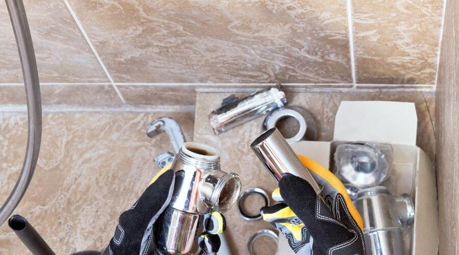 Expert Emergency Roof Repairs services in Maple Rapids, MI